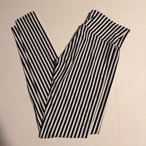 Onzie Vertical Stripe Black White Spandex Leggings M/L